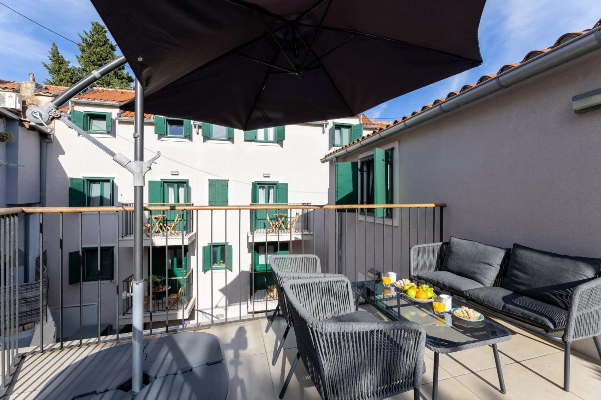 Apartments Korta Split Bagian luar foto