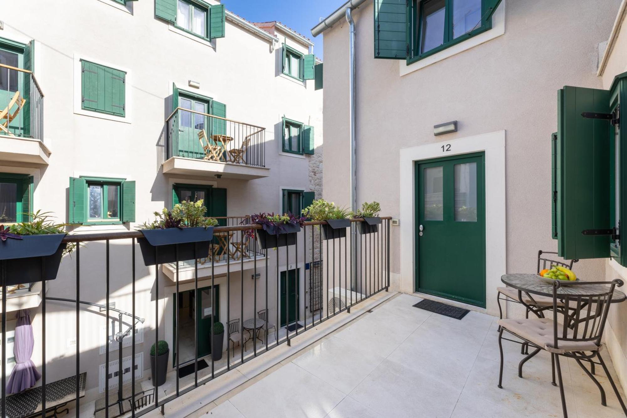 Apartments Korta Split Bagian luar foto