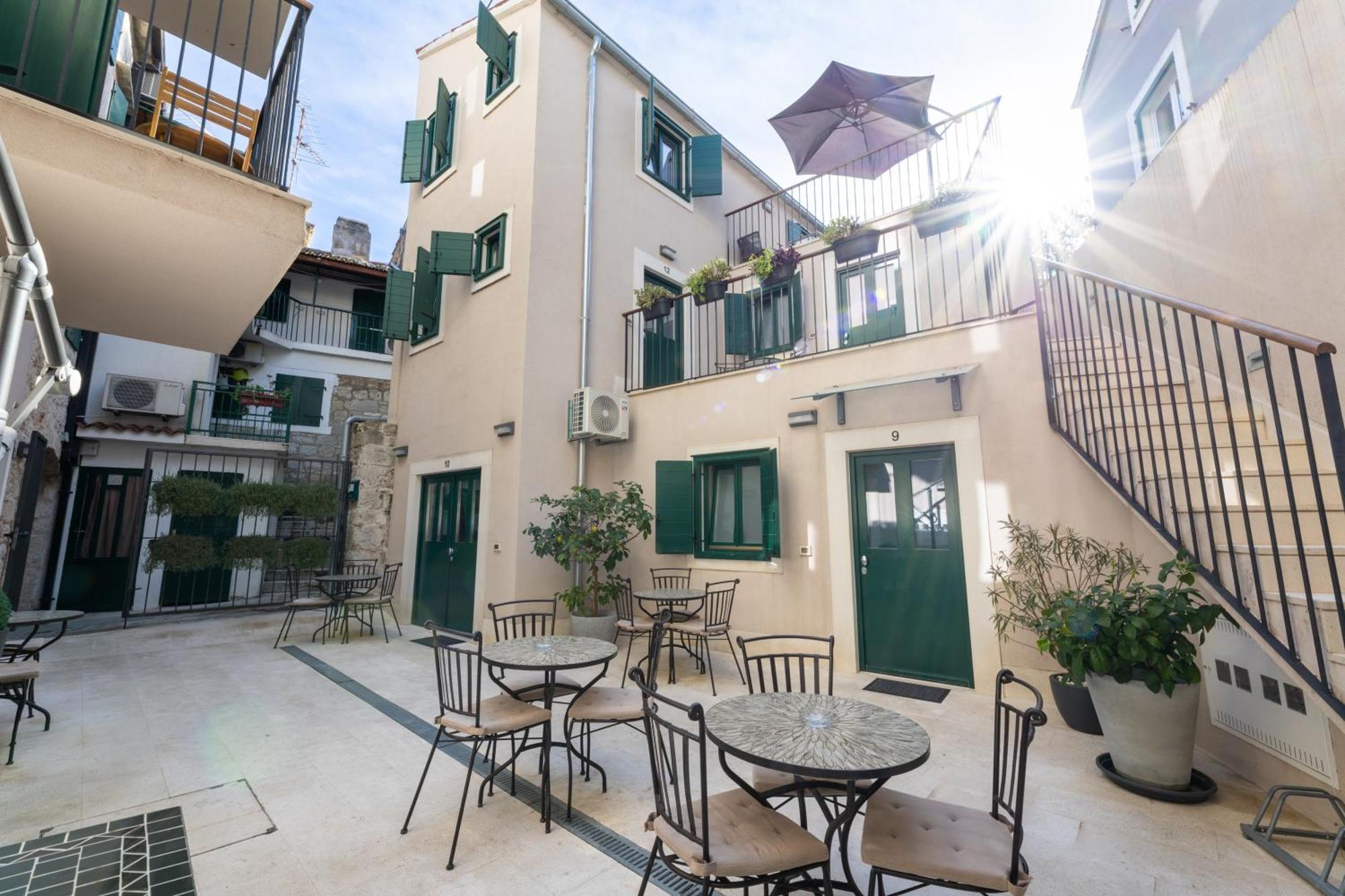 Apartments Korta Split Bagian luar foto